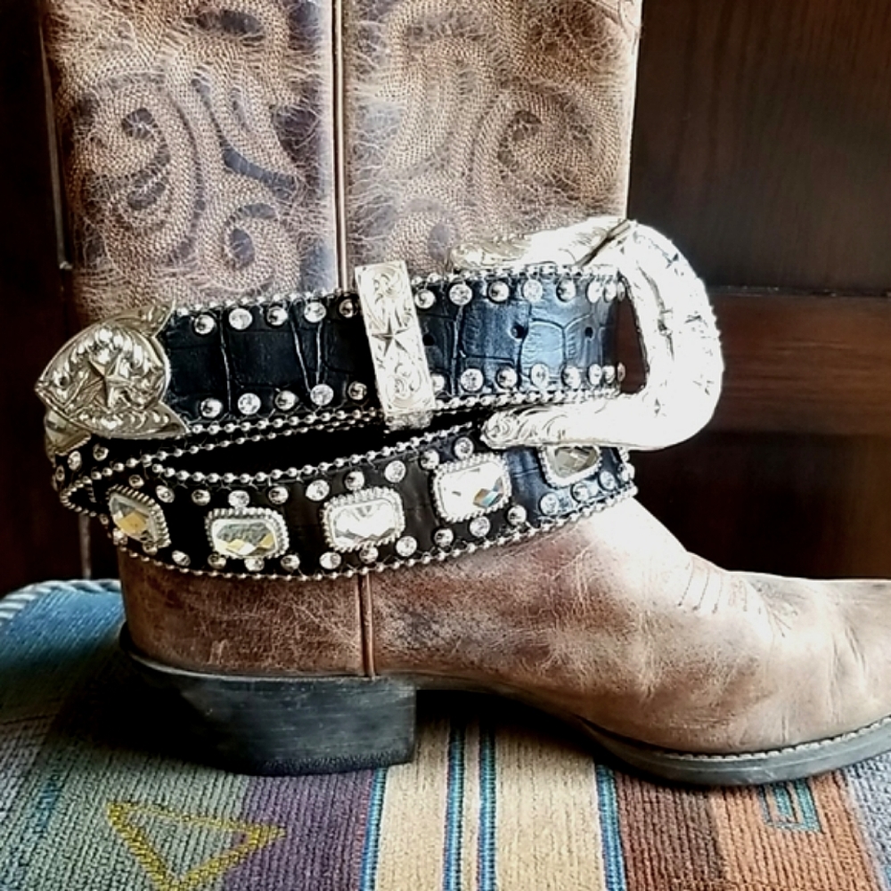 Genuine Leather Southwestern Interchangeable Buckle Rhinestone Silvertone - Picture 4 of 14